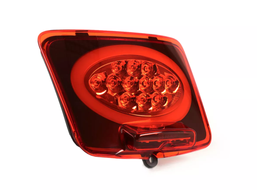 Faro fanale stop posteriore led rosso Piaggio Vespa GTS 125 250 300 2014-2018