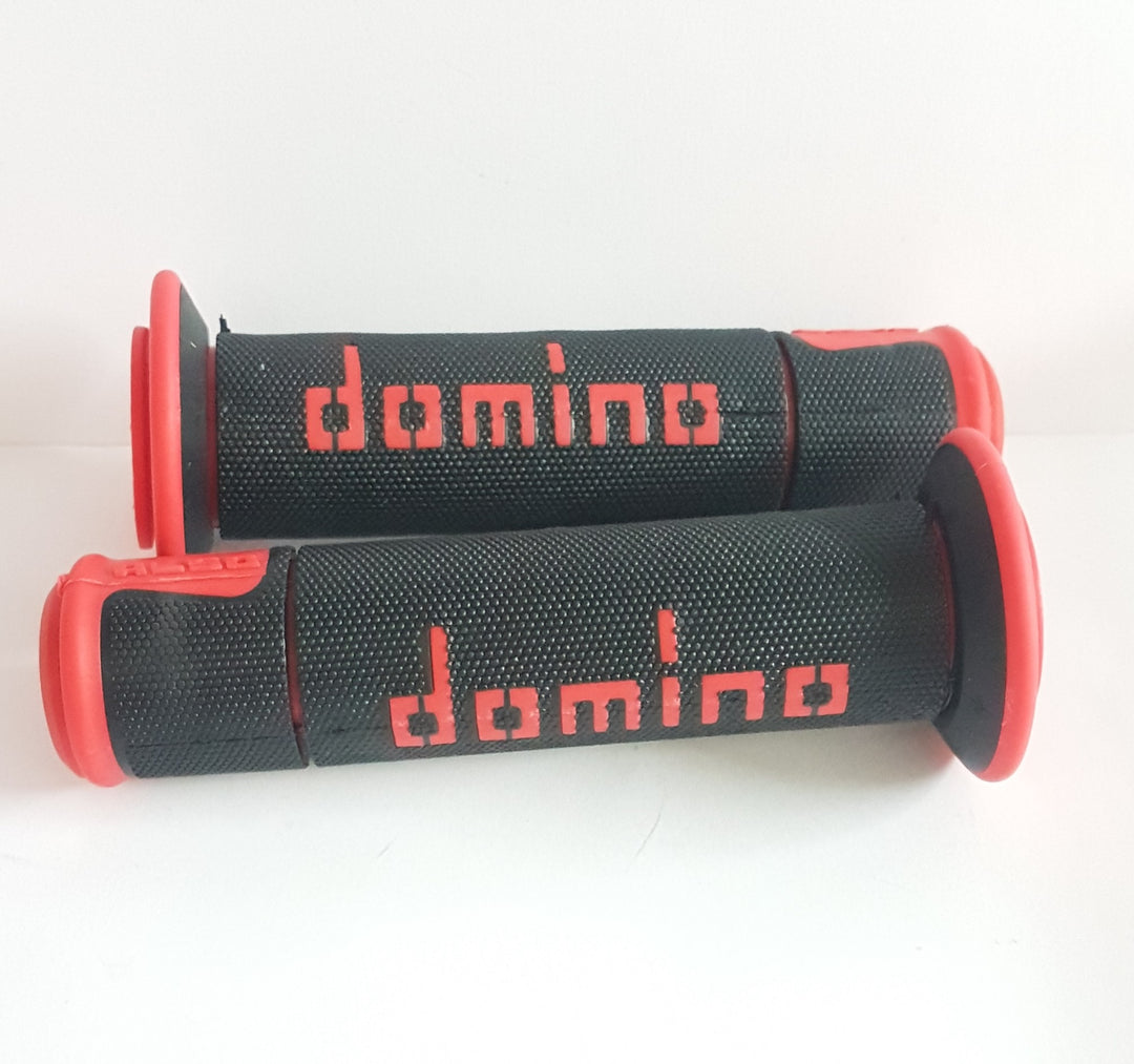 Coppia manopole domino rosse e nere 22/24mm universali Ciclomotori Piaggio Ciao SI Bravo
