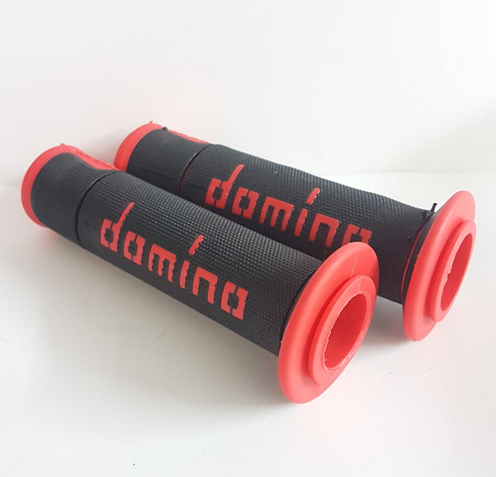 Coppia manopole domino rosse e nere 22/24mm universali Ciclomotori Piaggio Ciao SI Bravo
