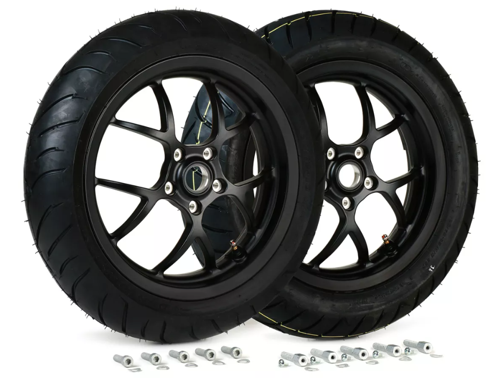 Kit cerchi BGM + pneumatici DUNLOP 120/70-13 + 130/70-13 Vespa GTS 125 250 300