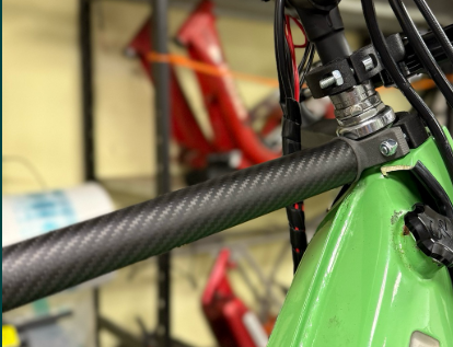 Puntone rinforzo telaio GP RACING PARTS in fibra di carbonio per Piaggio Ciao P PXV SC
